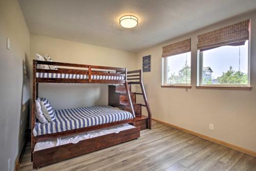 Pacific City Home With Hot Tub Pets Allowed!