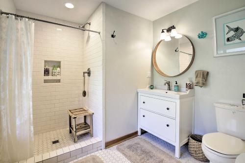 Private Rockaway Beach Retreat 2 Blocks To Ocean!