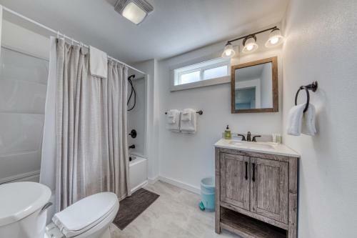 Rockaway Beachside Bungalow