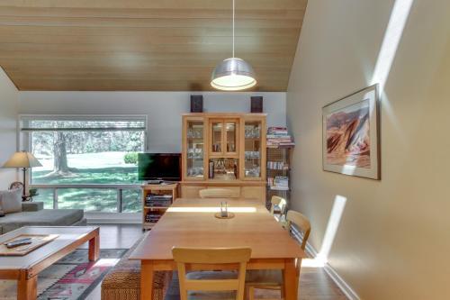 Mt View 06 | Discover Sunriver