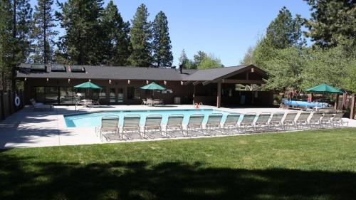 Zridge Condo 16