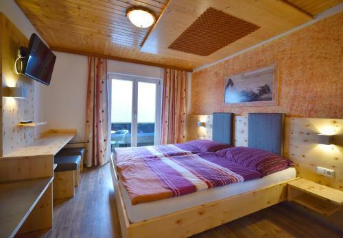 Hostal Gasthaus Sch�beringerhof