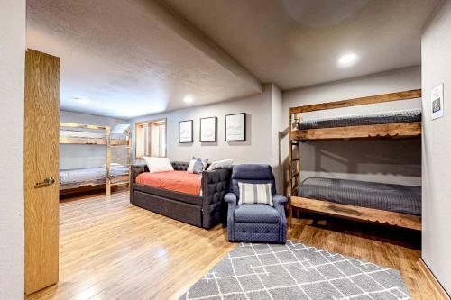 Red Cedar Lodge