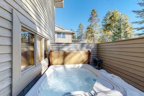 Red Cedar Lodge