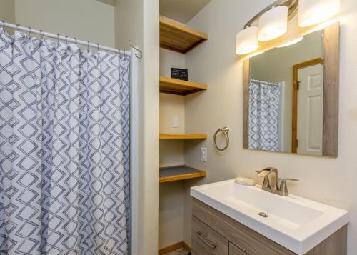 Powder Village Condo K7