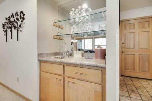 Zridge Condo 19