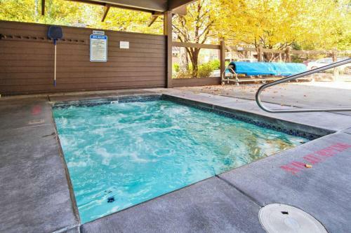 Zridge Condo 19