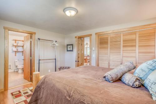 Snow Goose Cabin