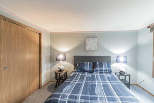 Bed & Breakfast Hickory Haven-poconos-sleeps 11-gameroom