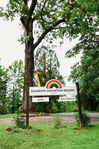 Hotel Rainbow Mountain Resort - Lgbtq Friendly
