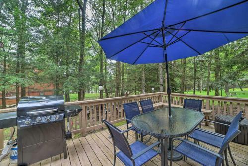 Pocono Mtns Home With Game Room, Deck And Grill!