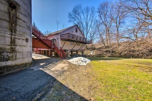 Apartamento Running Water Apt At Flory Mill With Deck!