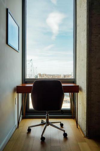 Apartamento Coral - Historic District - Bright Studio With Bridge View