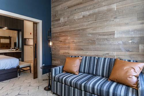 Hotel Ghost Light Inn
