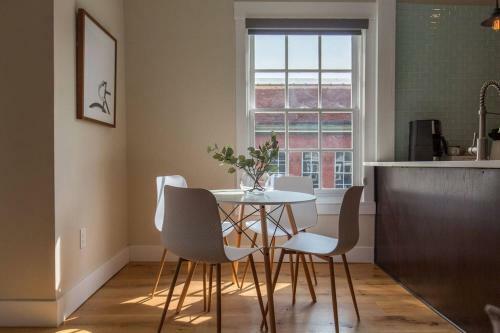 Modern & Cozy Philly Apartment - Perfect Location!