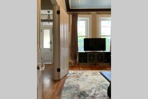3e - Charming Victorian Townhouse Sleeps 11