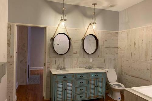 3e - Charming Victorian Townhouse Sleeps 11