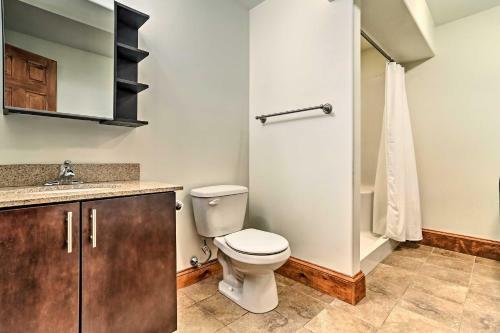 Retreat With Game Room And Deck, 1 Mi To Camelback