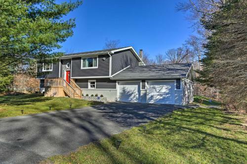 Amenity-packed Mtn Home With Hot Tub And Fire Pit