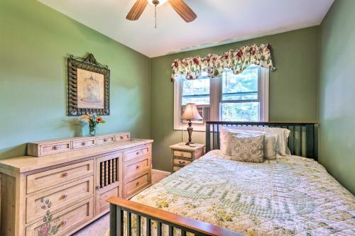 Bright Narragansett Beach Home With Deck And Yard
