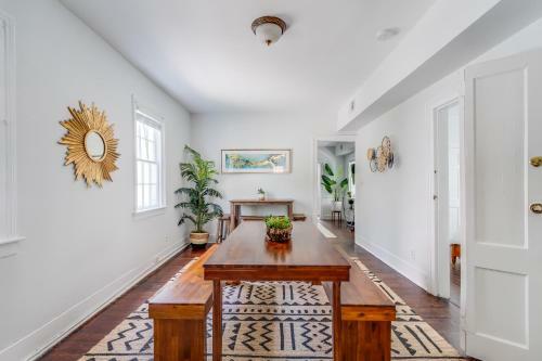 Charleston Style Home - Great Location!