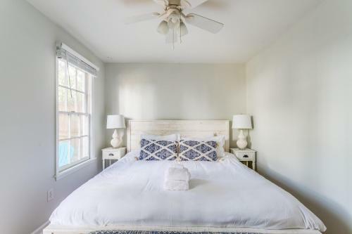 6 Bedrooms One Block From King Street!