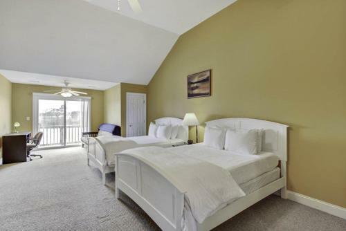 4905 Lake Palmetto