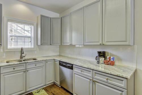 4905 Lake Palmetto