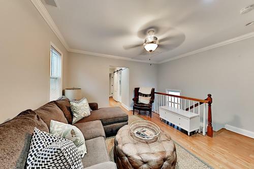 The Richardson House - Walkable Locale Home