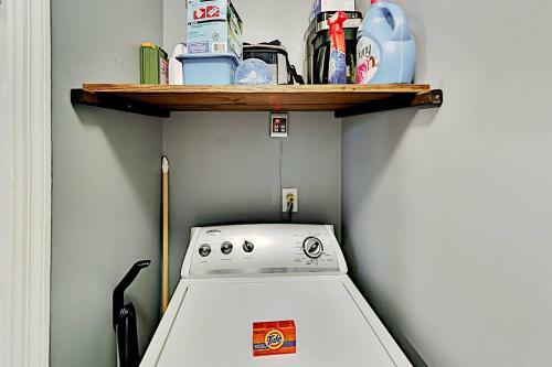 Charming Home In Oakland - Fire Pit & 6 Smart Tvs Home