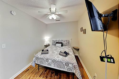 Charming Home In Oakland - Fire Pit & 6 Smart Tvs Home