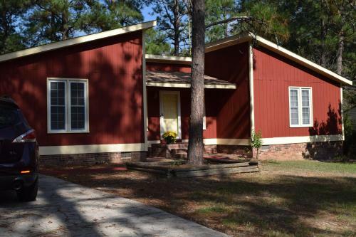 Hostal 3 Bedroom 2 Bath Corporate Beauty Off Harbison