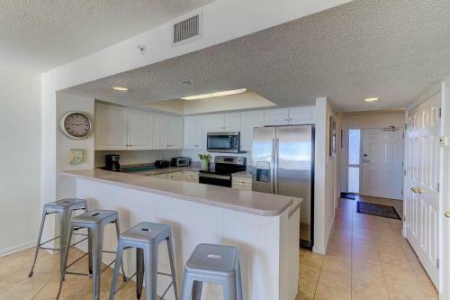Charleston Oceanfront Villa 114 - By The Sea