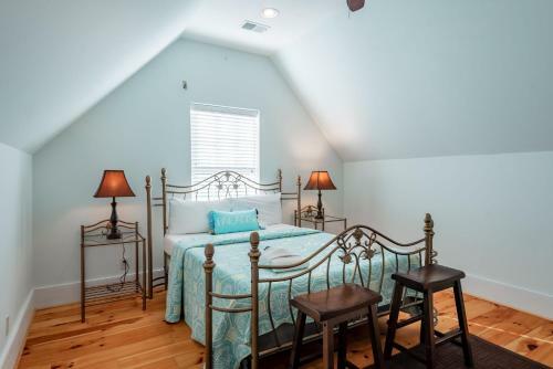 114 W Huron - Sand Castle - Saltwater Pool - Heated Upon Request