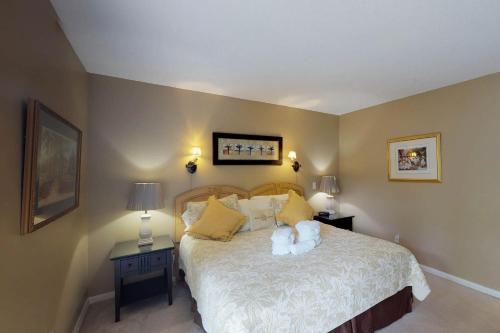 Ocean Cove 826