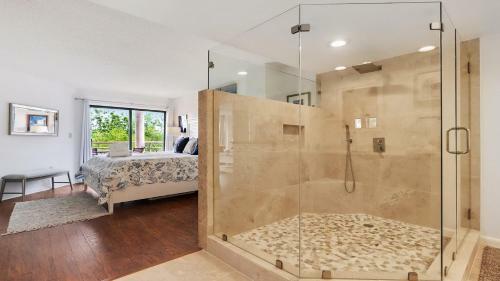 3426 Villamare