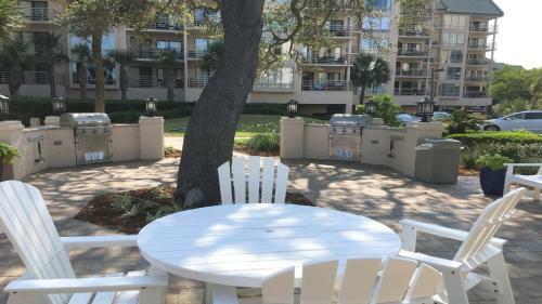 3426 Villamare