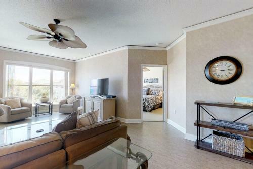 Hampton Place 6506