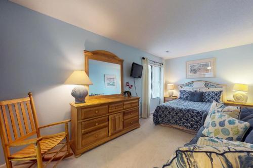 Beachwalk 111