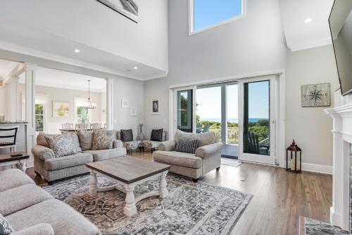 Oceanfront Bliss