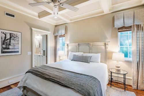 5518 Cypress Point