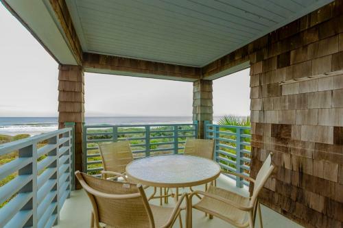 4420 Windswept Villa