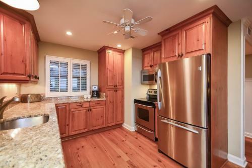 4320 Windswept Villa
