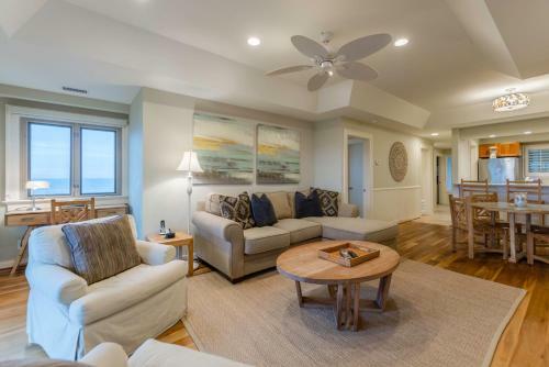5130 Windswept Villa
