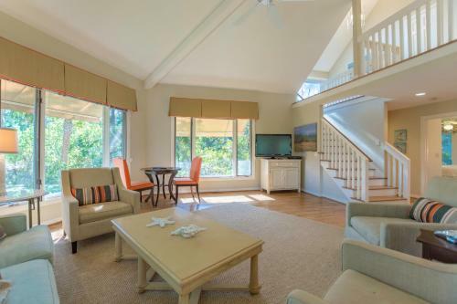 331 Catbrier Court