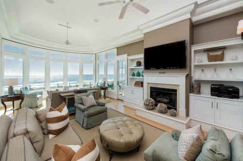 40 Atlantic Beach Court