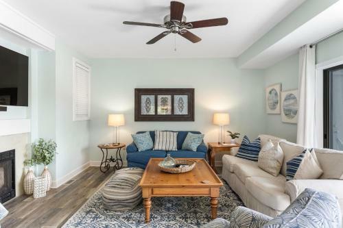 4914 Turtle Point Villa