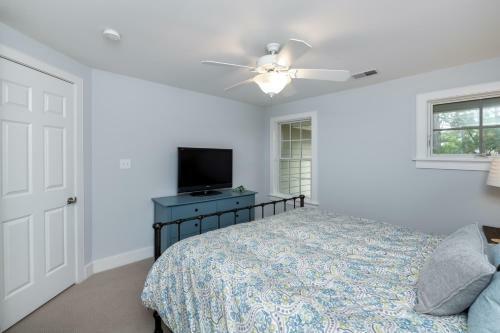 548 Oyster Rake Drive