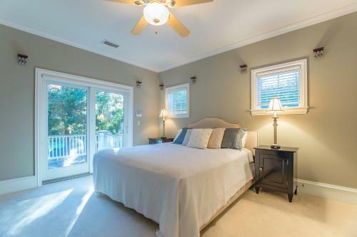 340 Low Oak Woods Road