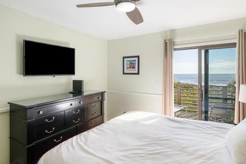 4317 Windswept Villa